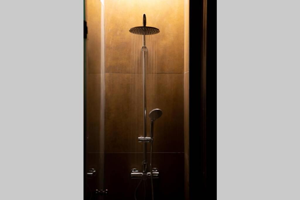 Gk Apartment, Suite Ateny Zewnętrze zdjęcie